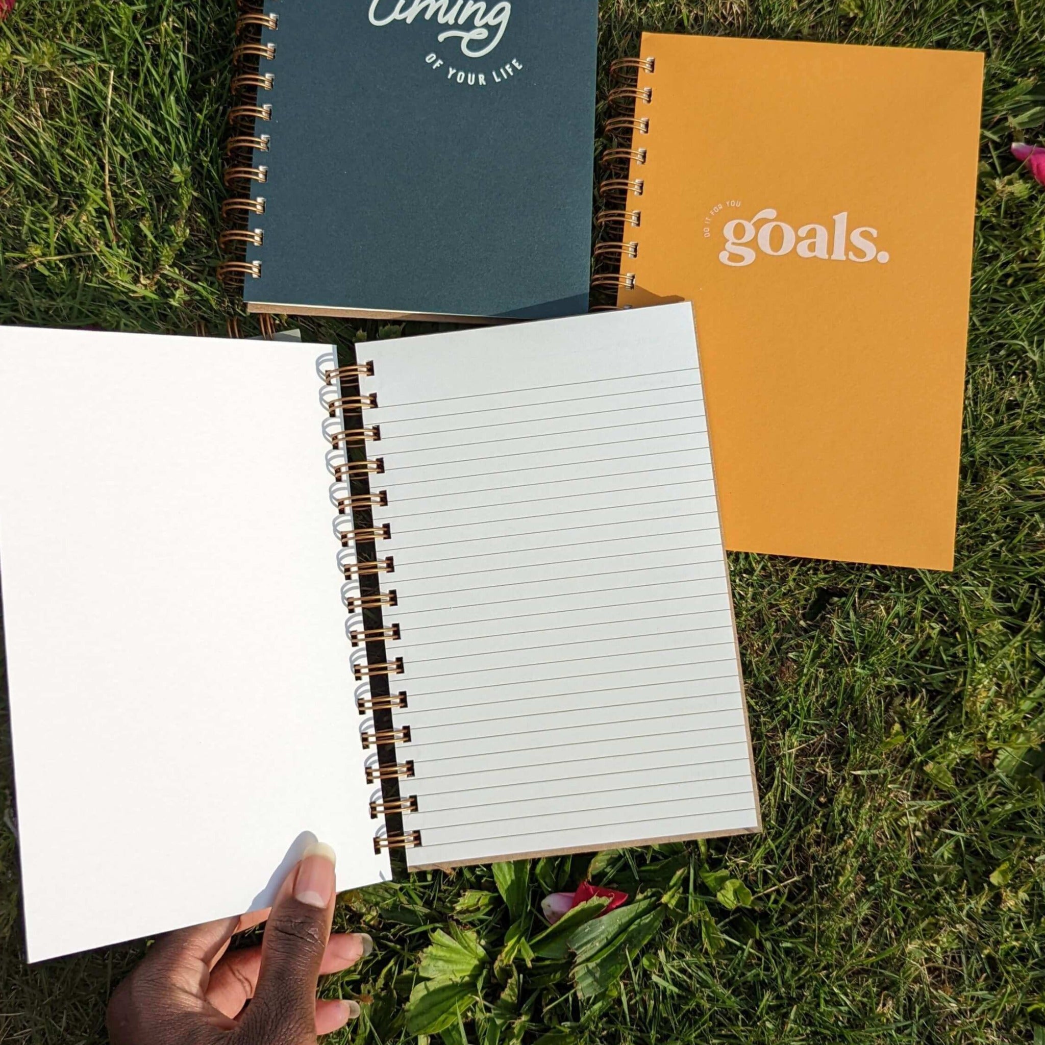 Find your favorite journal writing prompts, affirmations, quotes, doodle, or simply develop the ultimate story of a lifetime with our Best Day Yet Planner Journal. 